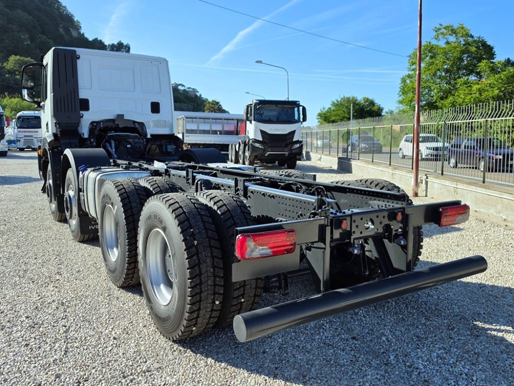 IVECO T-WAY 540 8x4 E6 NUOVO + INTARDER - 4