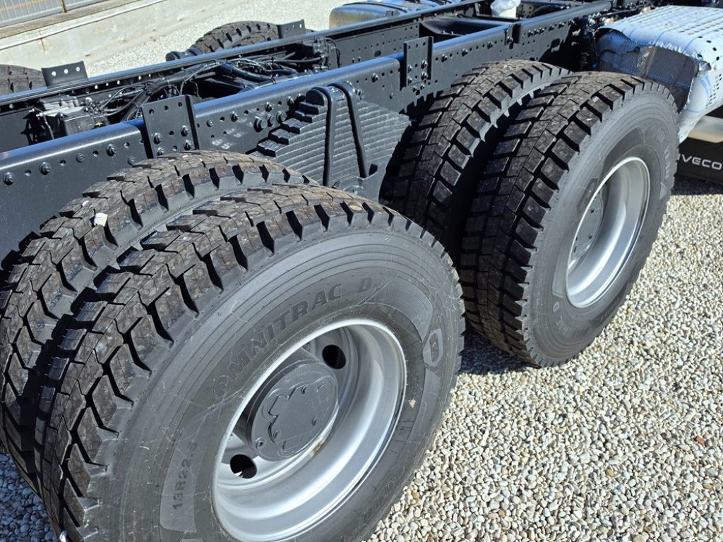 IVECO T-WAY 540 8x4 E6 NUOVO + INTARDER - 19