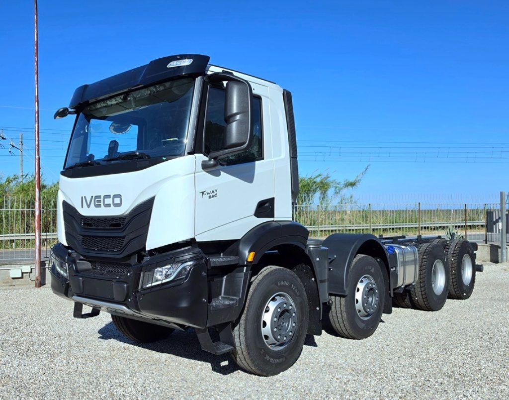 IVECO T-WAY 540 8x4 E6 NUOVO + INTARDER - 22