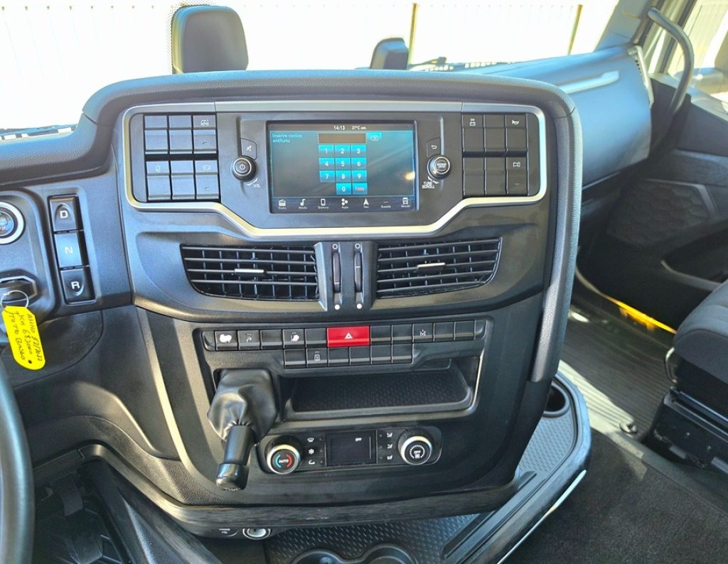 IVECO S-WAY 490 T/FP E6 FULL OPTIONAL + INTARDER - 10