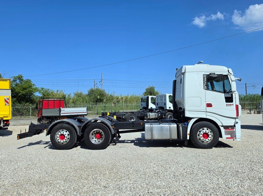 IVECO STRALIS HI-WAY 500 Y/PS 6x2 CAMBIO ZF + INTARDER - 25