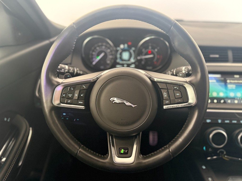 JAGUAR E-Pace 2.0D 150 CV AWD aut. R-Dynamic HSE - 8