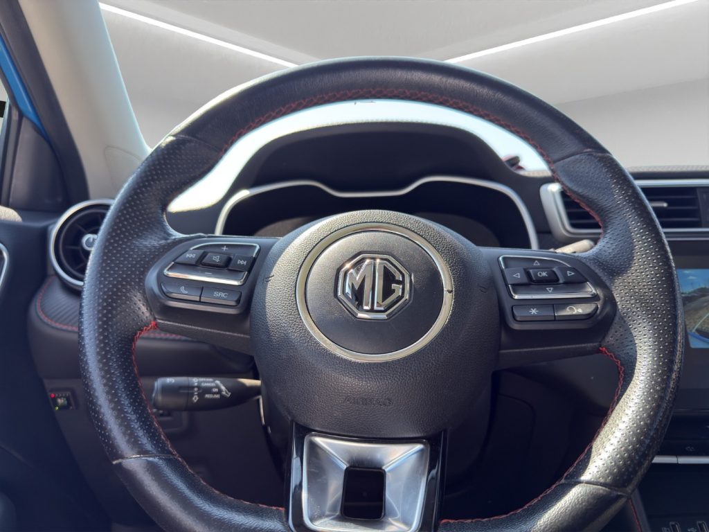 MG ZS 1.0T-GDI aut. Luxury - 10