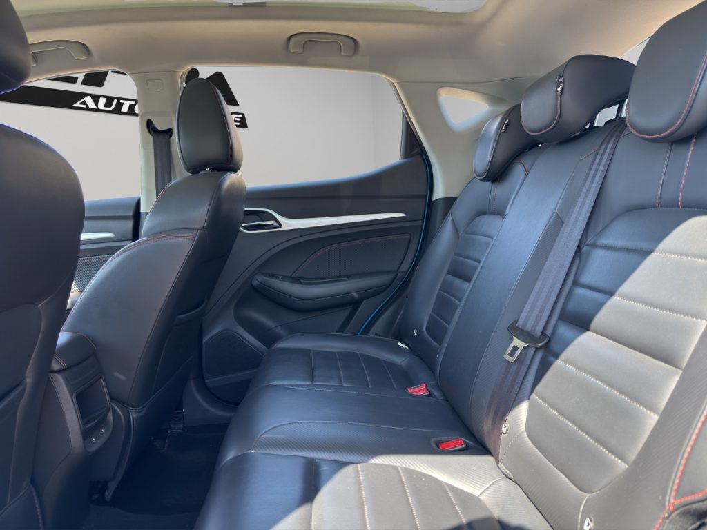 MG ZS 1.0T-GDI aut. Luxury - 13