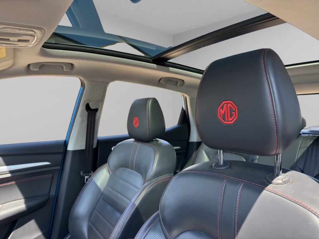 MG ZS 1.0T-GDI aut. Luxury - 26