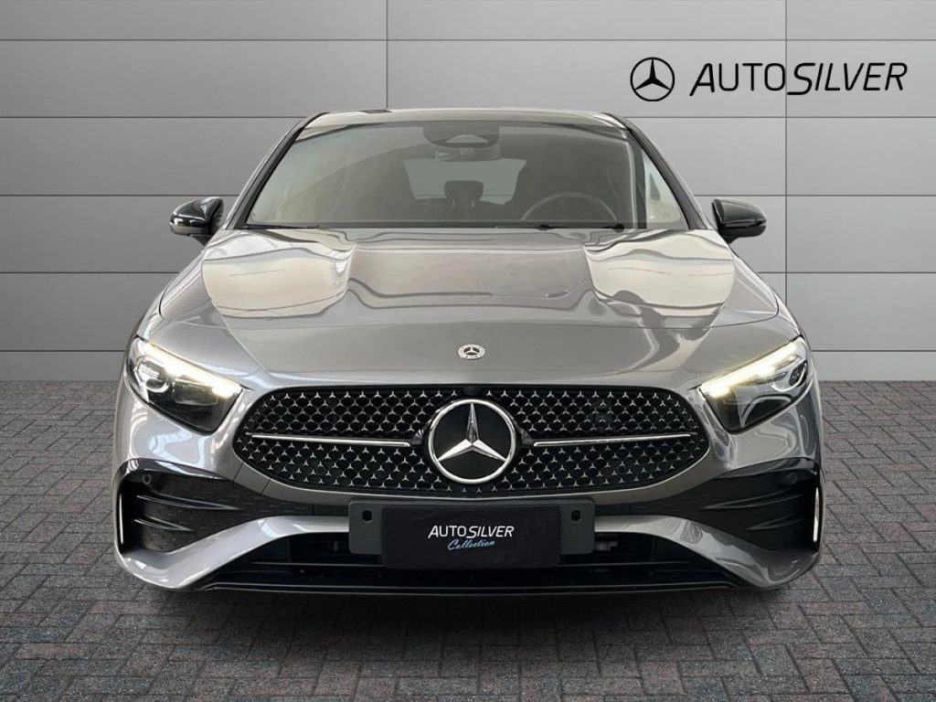 MERCEDES-BENZ A 180 d Automatic AMG Line Advanced Plus - 3