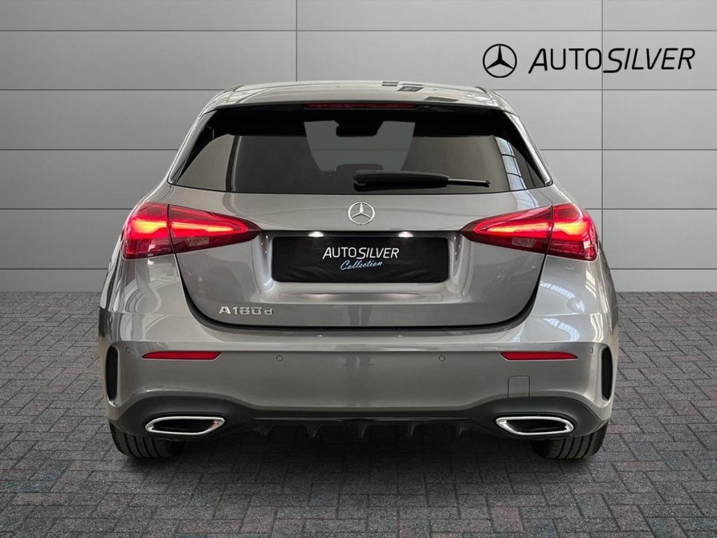 MERCEDES-BENZ A 180 d Automatic AMG Line Advanced Plus - 4