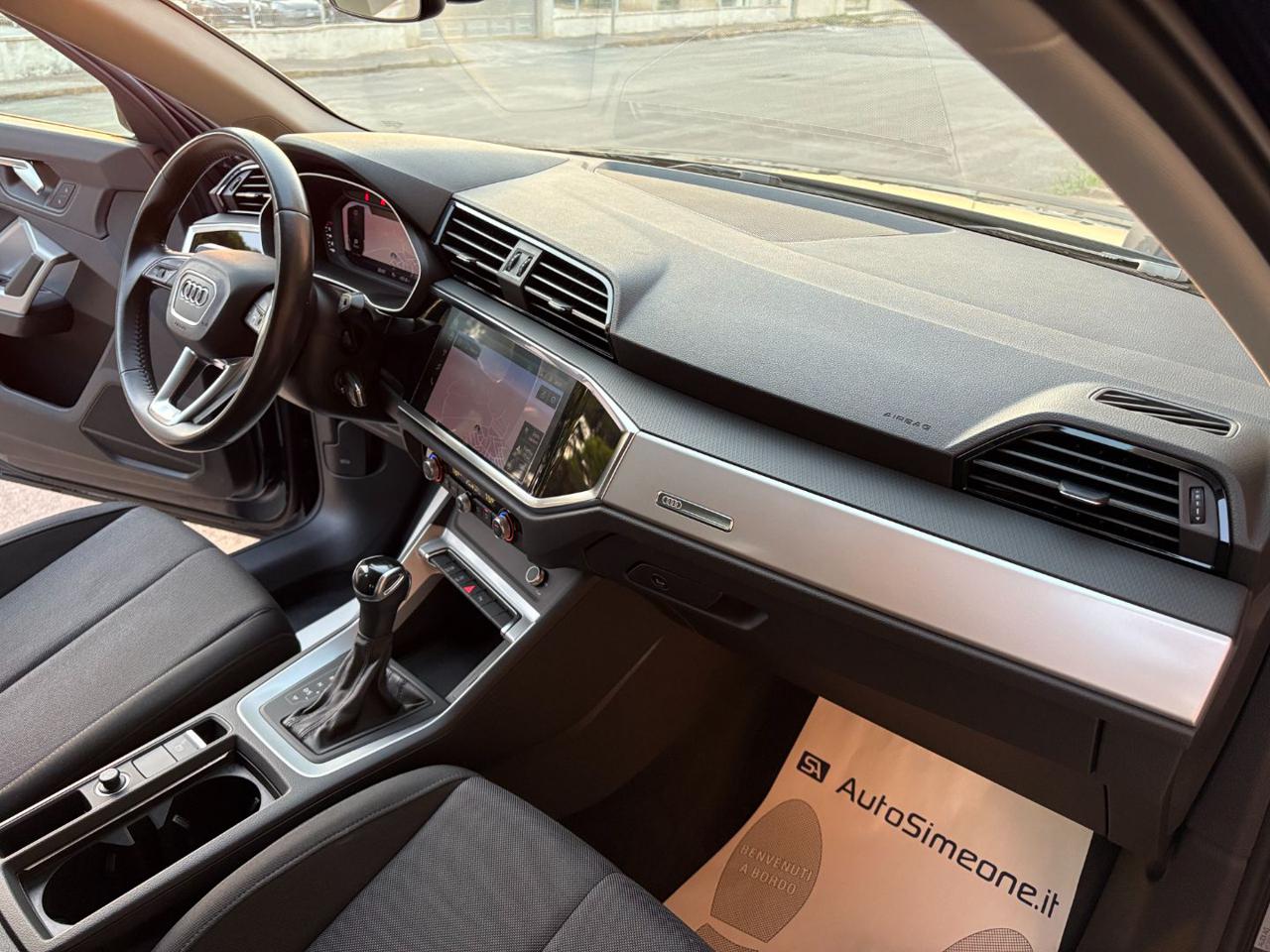 AUDI Q3 35 TDI 150 CV S tronic Business FARI LED - 14