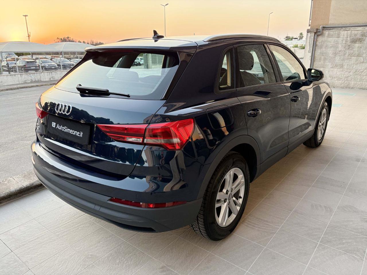 AUDI Q3 35 TDI 150 CV S tronic Business FARI LED - 5