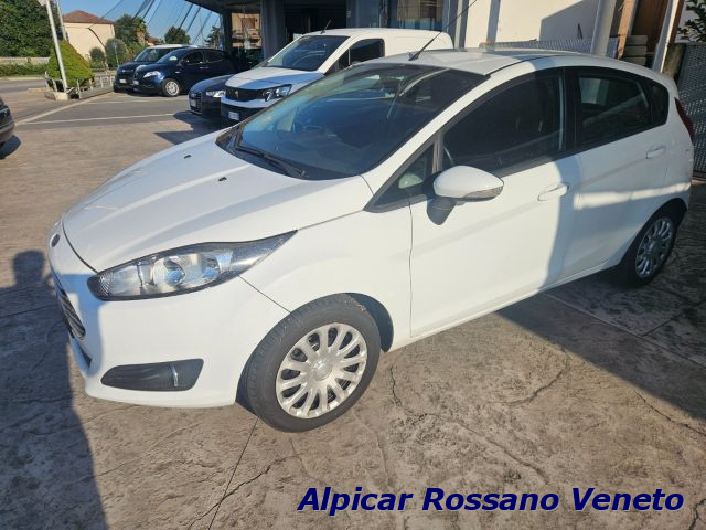 FORD Fiesta Bianco pastello