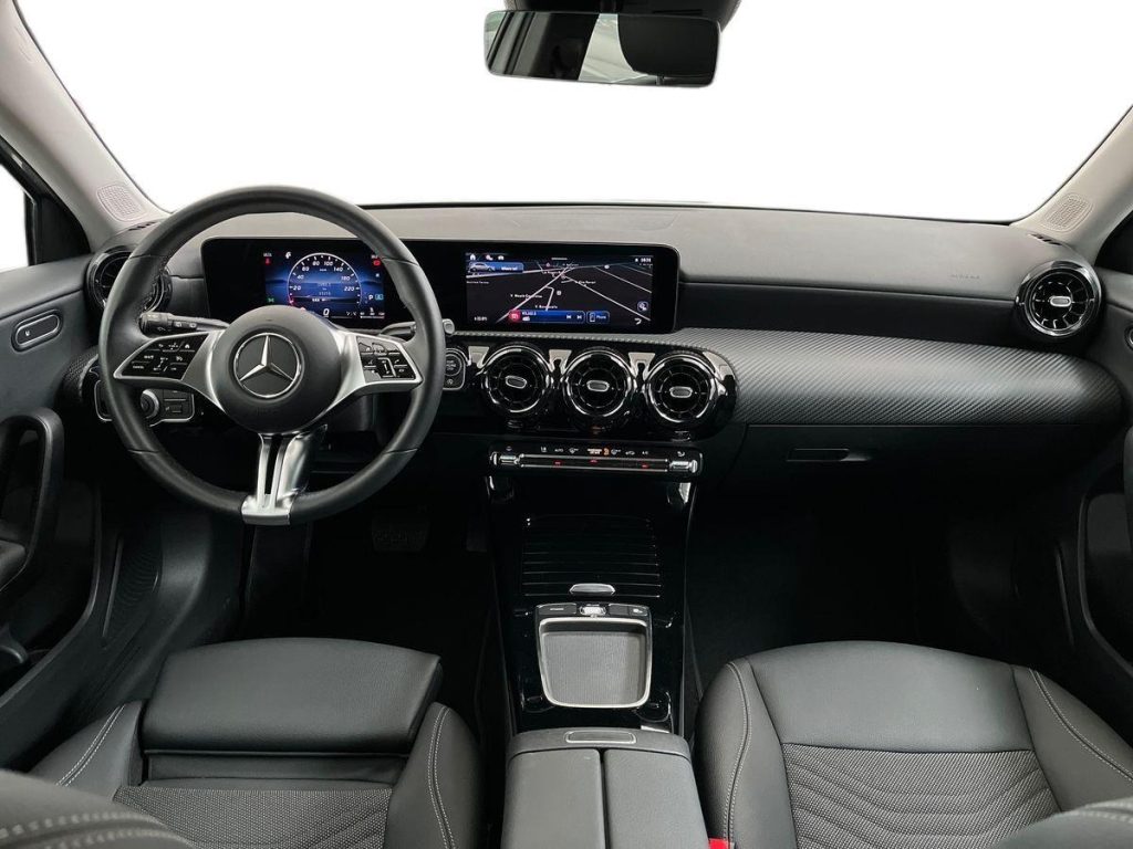MERCEDES-BENZ A 180 d Automatic Advanced - 8