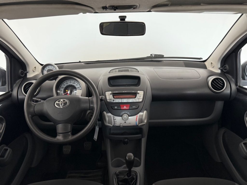 TOYOTA Aygo 1.0 12V VVT-i 3 porte Sol - 12