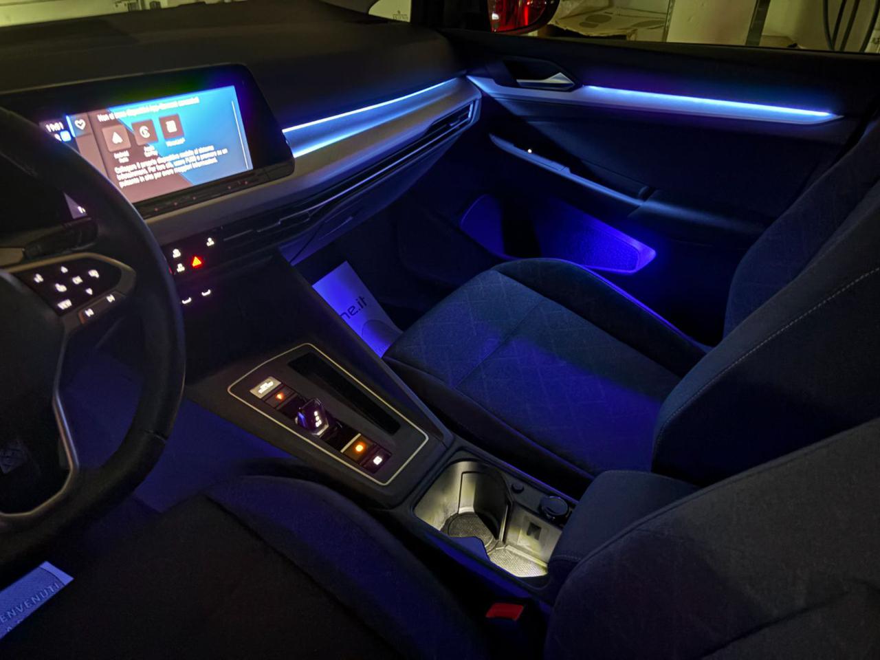 VOLKSWAGEN Golf 2.0 TDI DSG SCR Life COCKPIT-LUCI AMBIENTE - 28