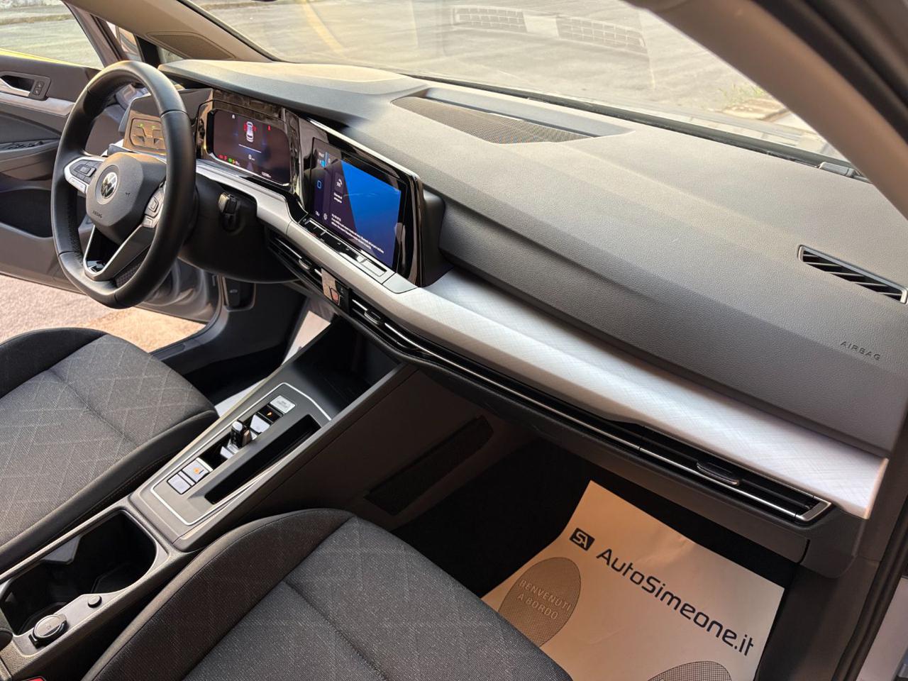 VOLKSWAGEN Golf 2.0 TDI DSG SCR Life COCKPIT-LUCI AMBIENTE - 14