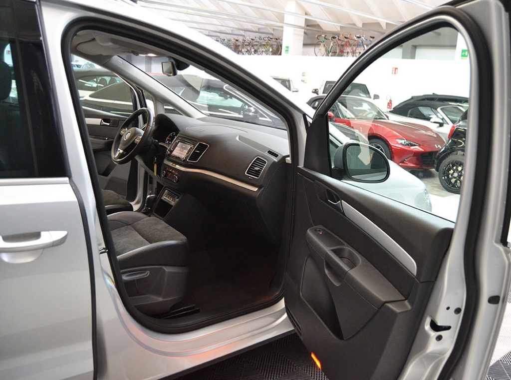 VOLKSWAGEN Sharan 2.0 TDI 170 CV DSG Highline BMT  KM 12.129  - 5