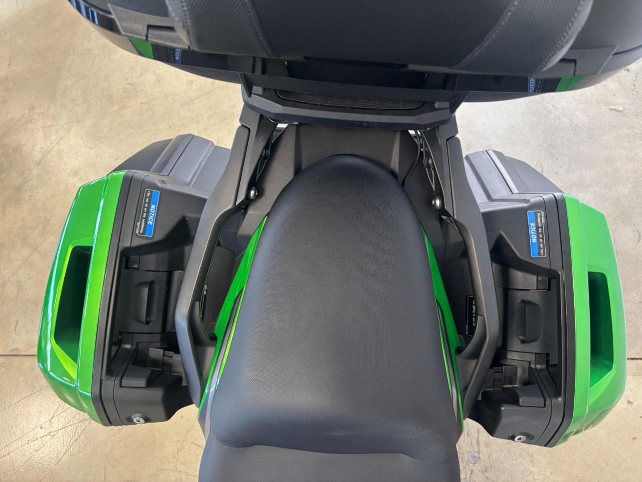 KAWASAKI Versys 650 Gran Tourer - 10