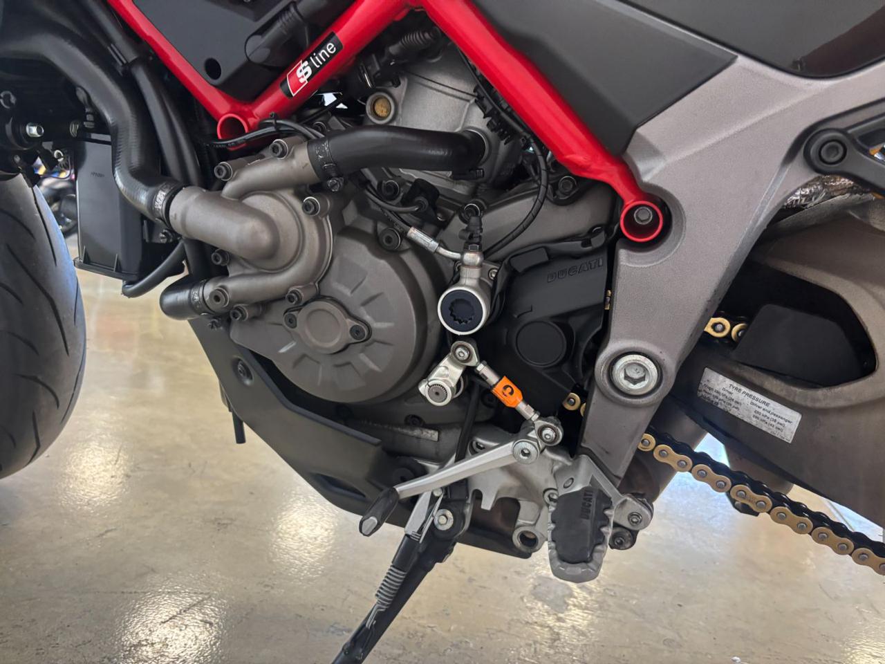 DUCATI Multistrada 1200 Pikes Peak - 11