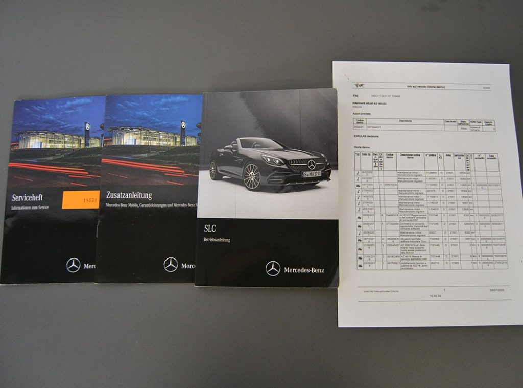 MERCEDES-BENZ SLC 180 Sport Automatica-Pelle-Navi-Tetto Pano-Cerchi 18 - 13