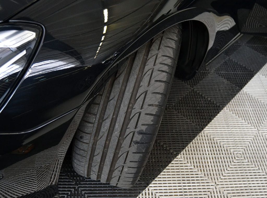 MERCEDES-BENZ SLC 180 Sport Automatica-Pelle-Navi-Tetto Pano-Cerchi 18 - 24