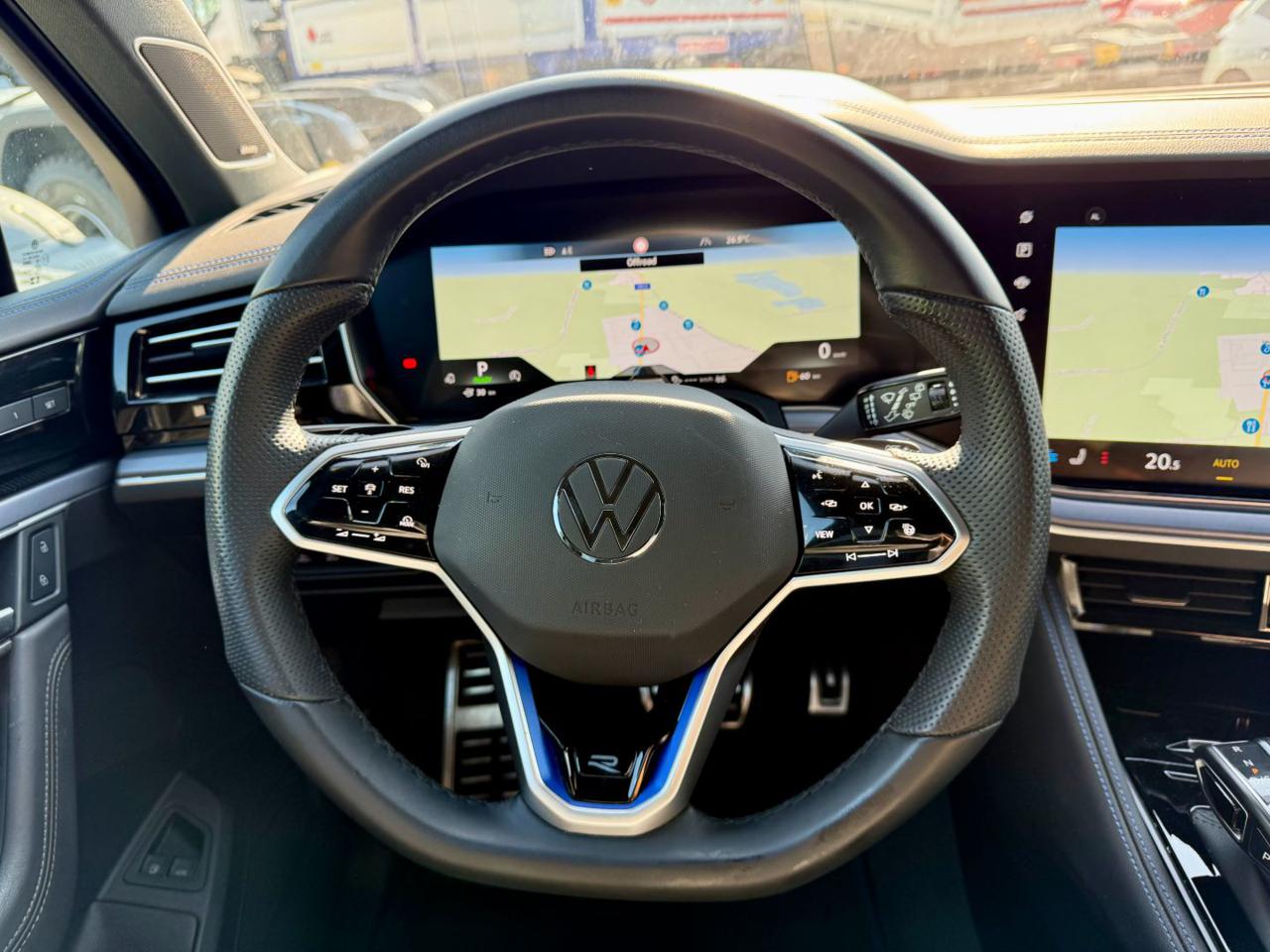 VOLKSWAGEN Touareg R 3.0 V6 TSI eHybrid 462 CV - 14