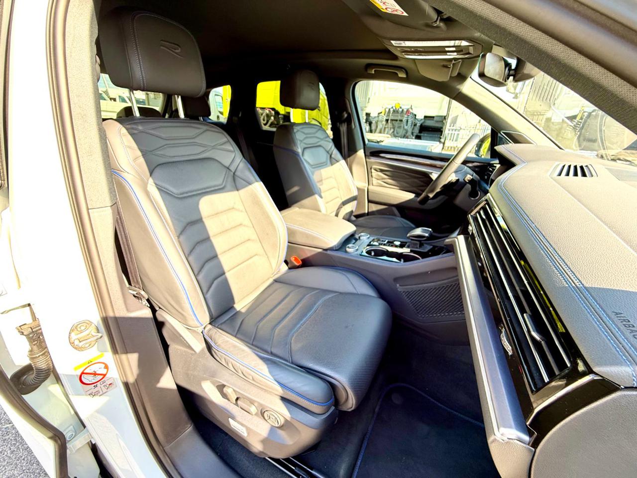 VOLKSWAGEN Touareg R 3.0 V6 TSI eHybrid 462 CV - 11