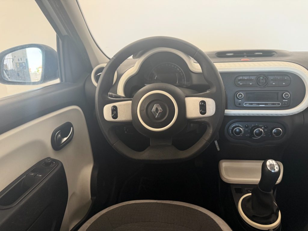 RENAULT Twingo 1.0 SCe Wave - 9