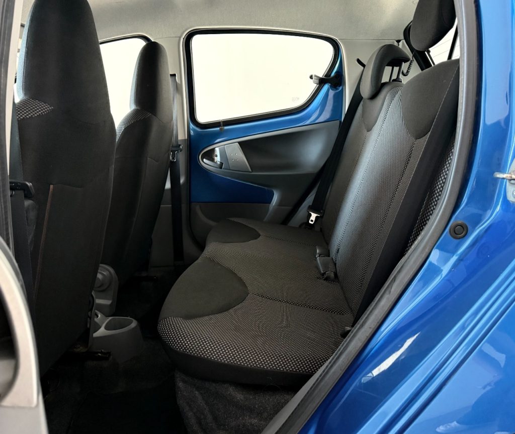 TOYOTA Aygo 1.0 12V VVT-i 5 porte - 9