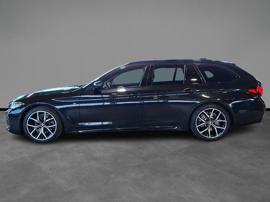 BMW 520 d 48V xDrive Touring Msport - 3