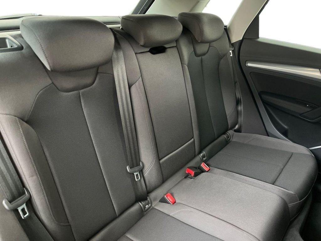 AUDI Q5 40 TDI quattro S tronic Business Sport - 15