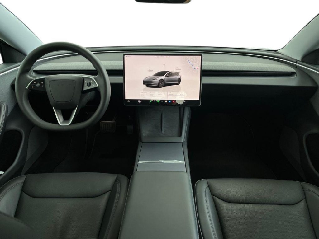 TESLA Model 3 NV35 RWD Premium - 8