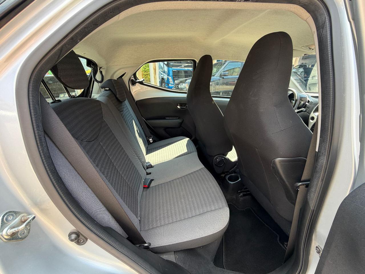 TOYOTA Aygo 1.0 VVT-i 72 CV 5 porte x-business MMT - 10