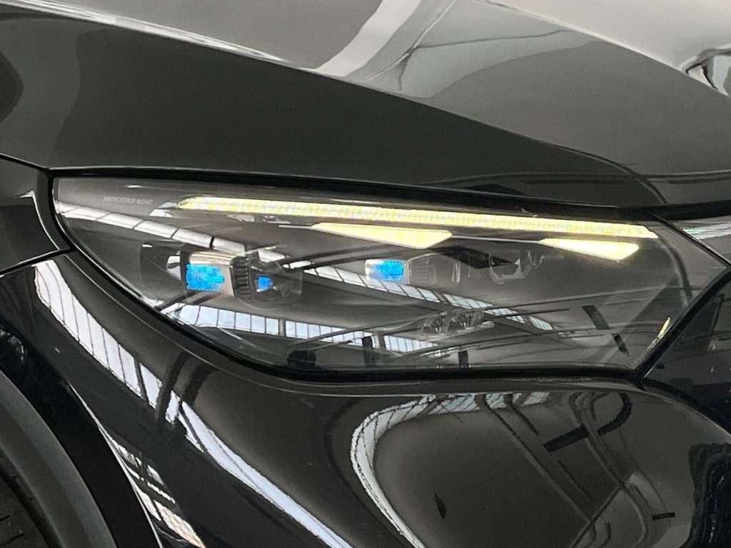 MERCEDES-BENZ EQE 500 4MATIC AMG Line Premium Plus - 17