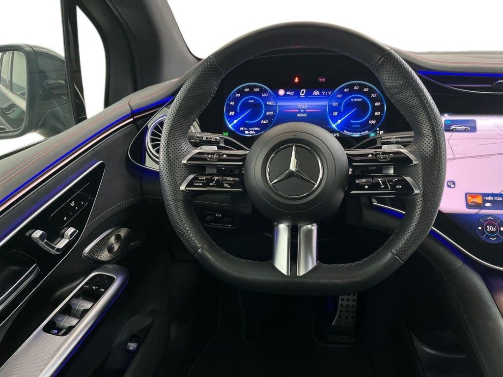 MERCEDES-BENZ EQE 500 4MATIC AMG Line Premium Plus - 11