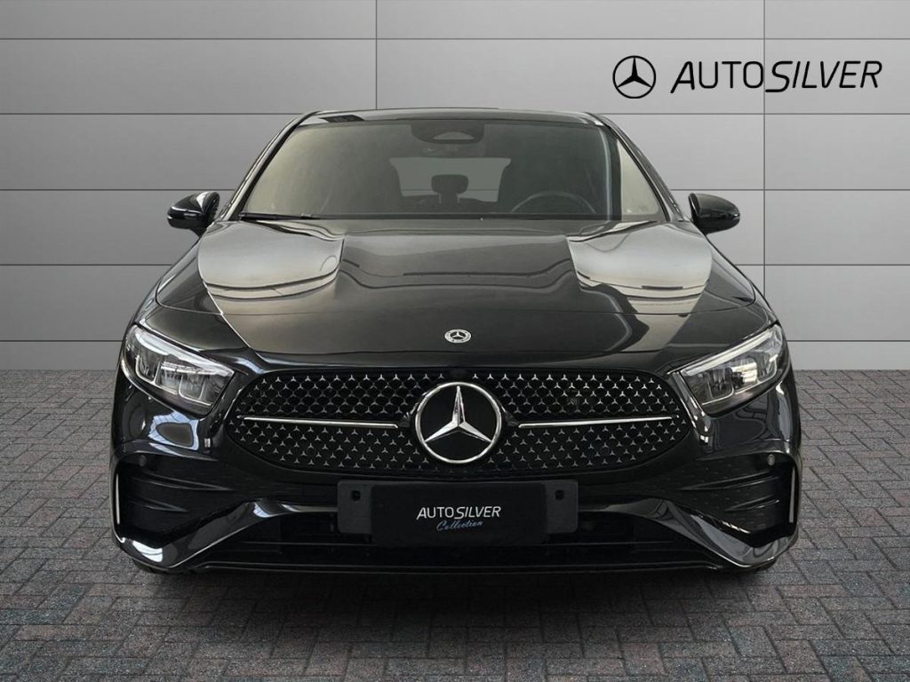MERCEDES-BENZ A 250 e hybrid EQ AMG Line Advanced - 3