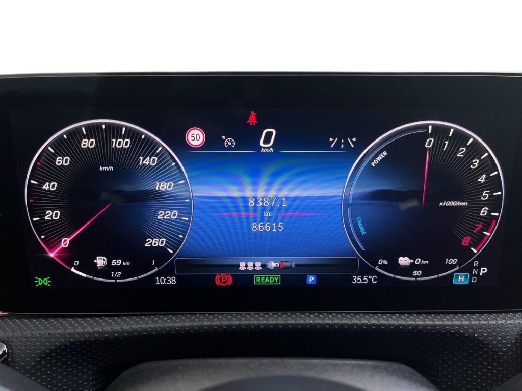 MERCEDES-BENZ A 250 e hybrid EQ AMG Line Advanced - 8