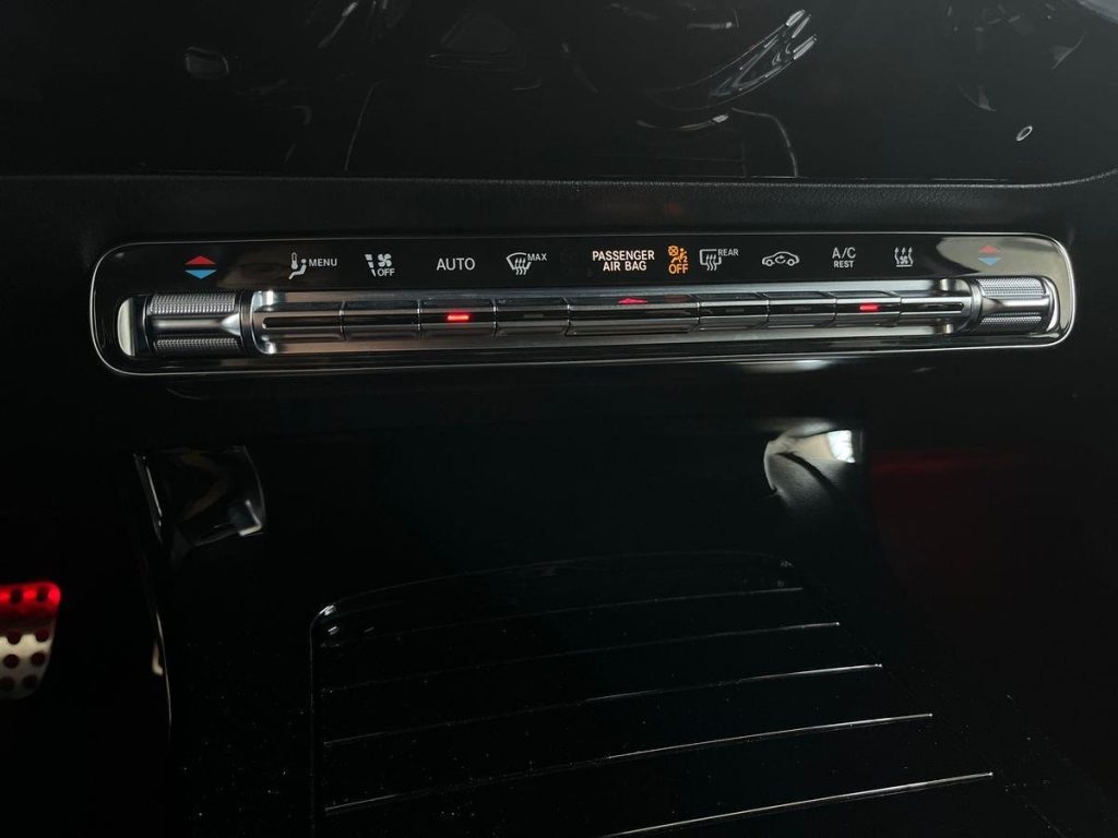 MERCEDES-BENZ A 250 e hybrid EQ AMG Line Advanced - 14