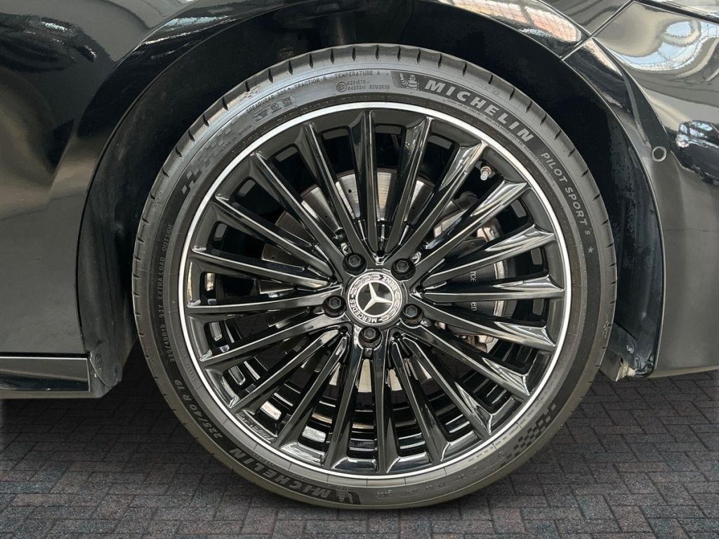 MERCEDES-BENZ A 250 e hybrid EQ AMG Line Advanced - 7