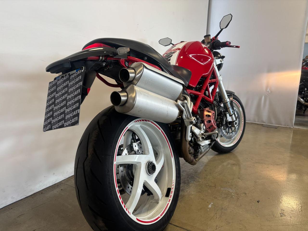 DUCATI Monster S2R 1000 S2R 1000 - 6