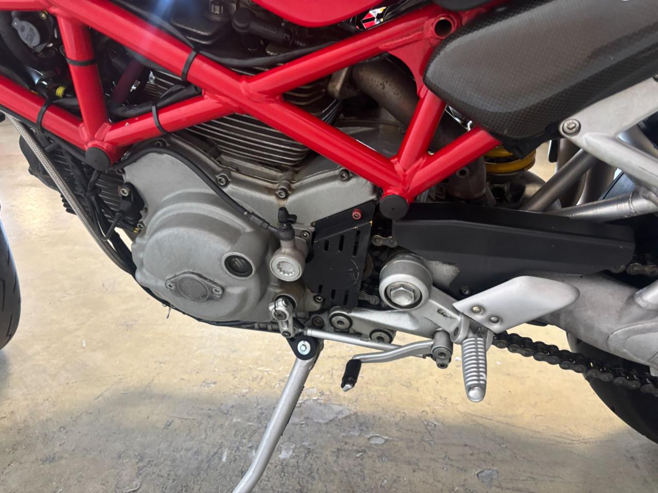 DUCATI Monster S2R 1000 S2R 1000 - 8