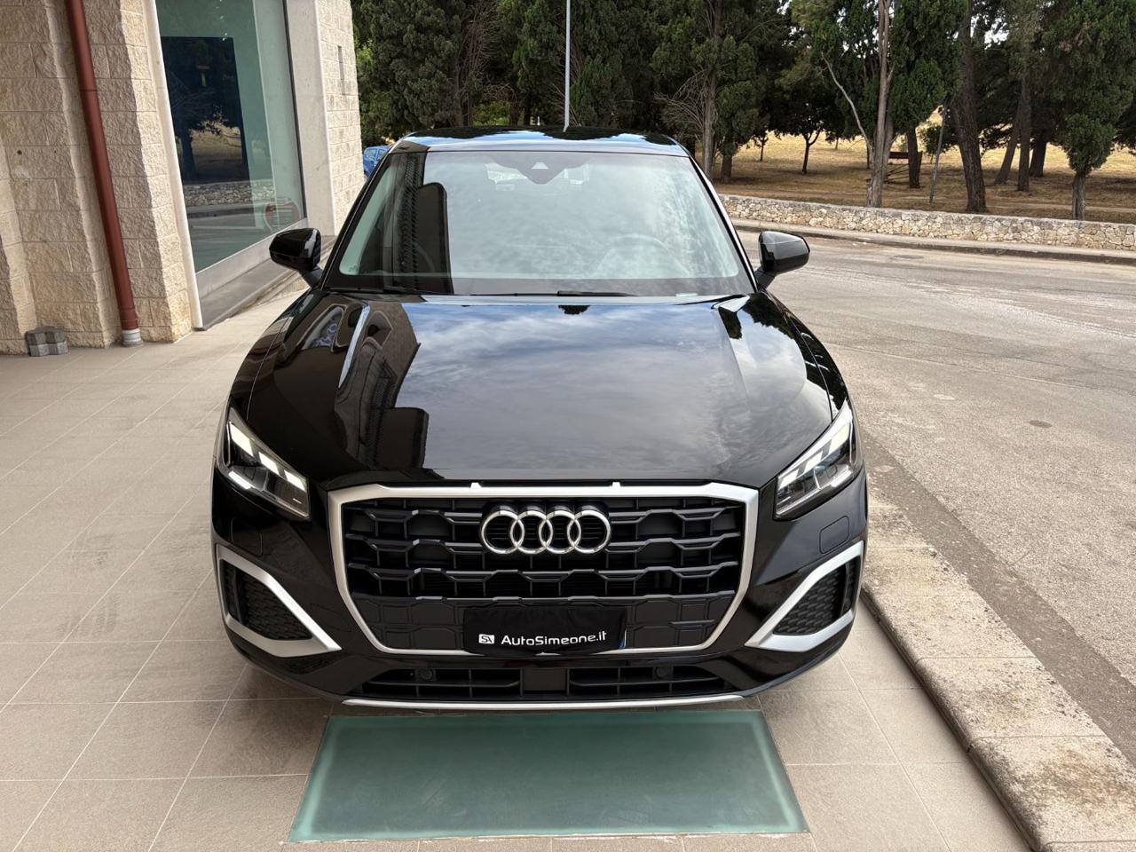 AUDI Q2 30 TDI S tronic Admired Advanced COCKPIT - 2
