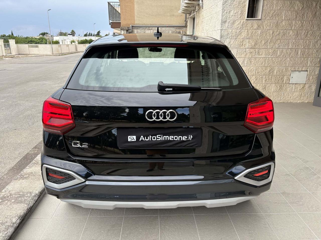 AUDI Q2 30 TDI S tronic Admired Advanced COCKPIT - 6
