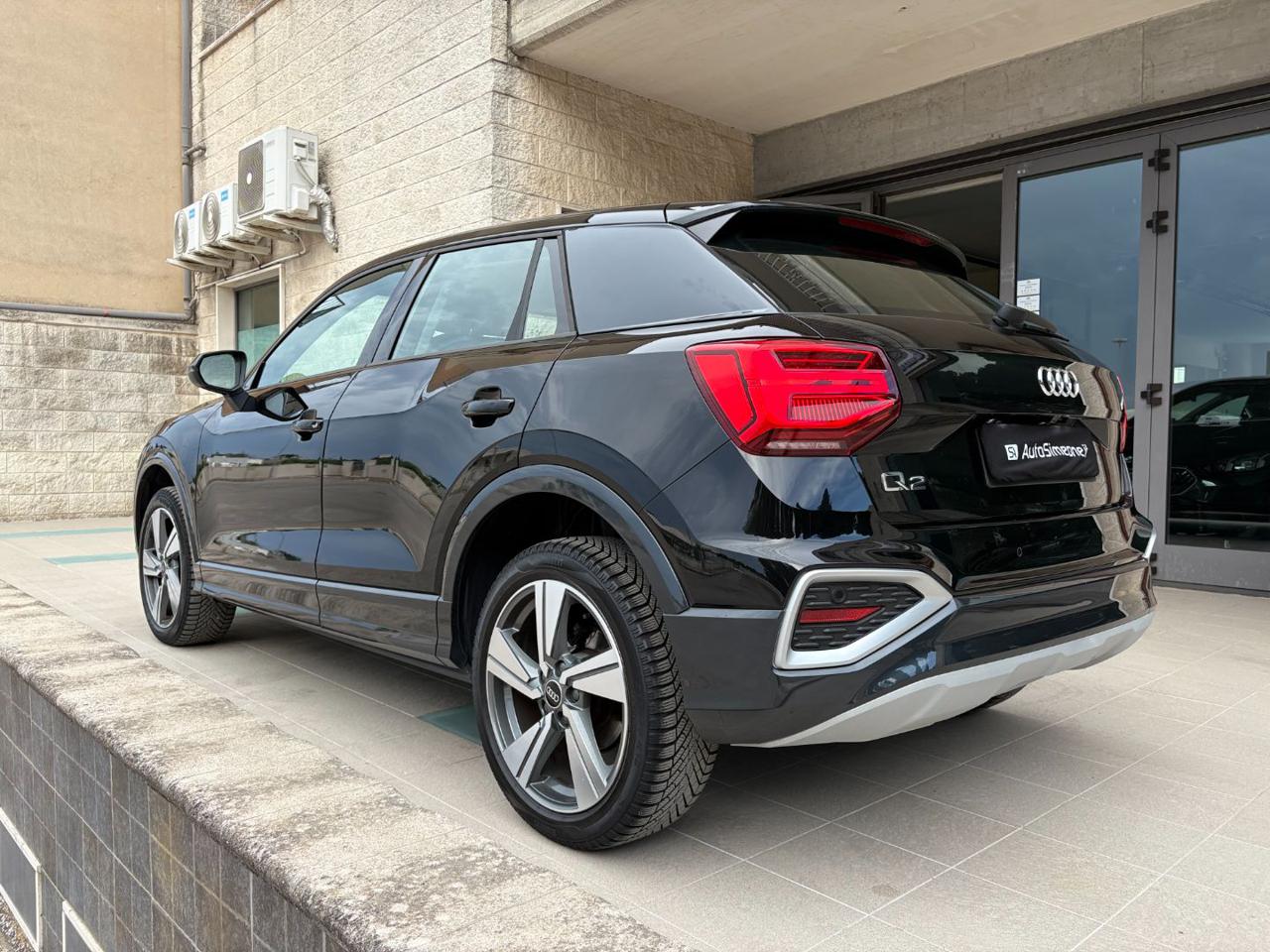 AUDI Q2 30 TDI S tronic Admired Advanced COCKPIT - 7