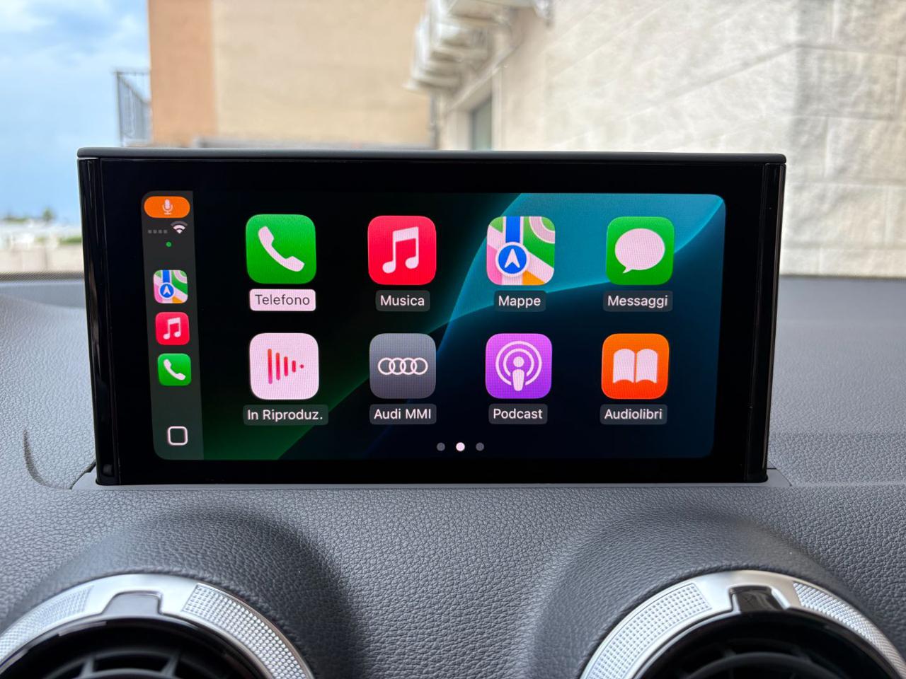 AUDI Q2 30 TDI S tronic Admired Advanced COCKPIT - 18