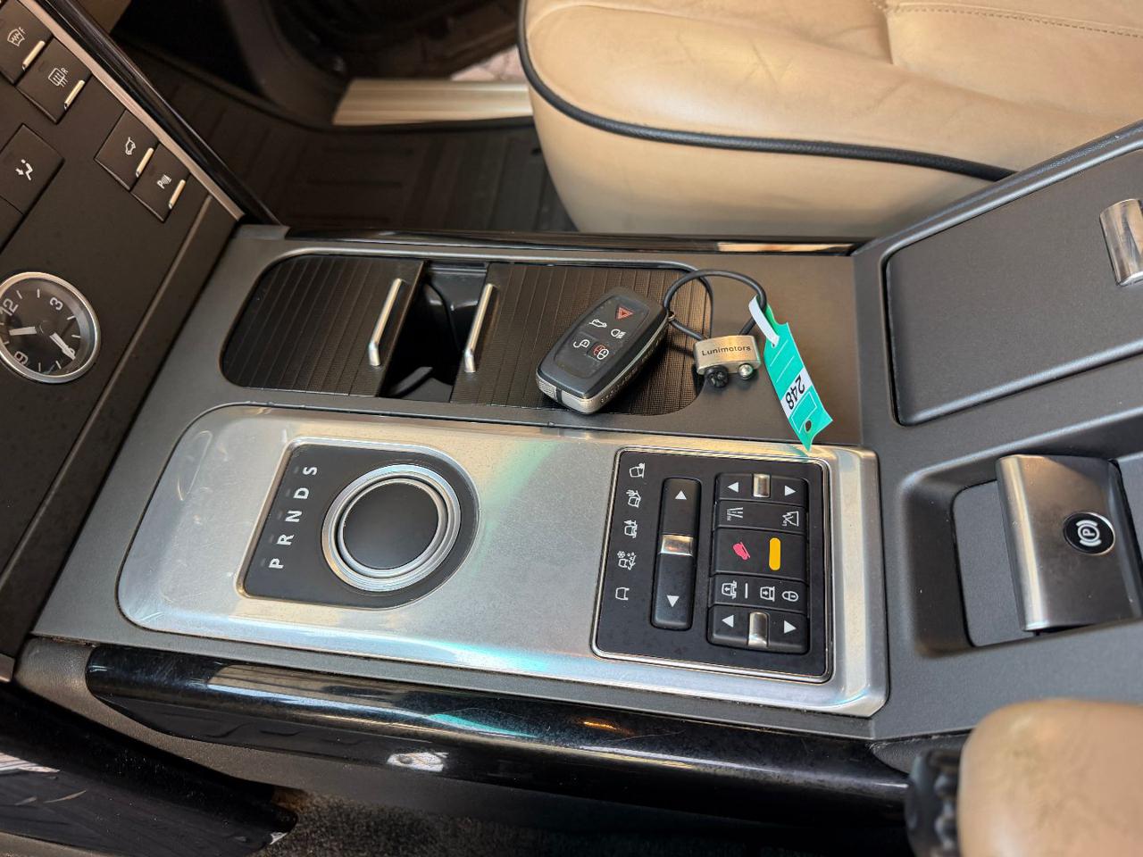 LAND ROVER Range Rover 4.4 TDV8 Autobiography - 17