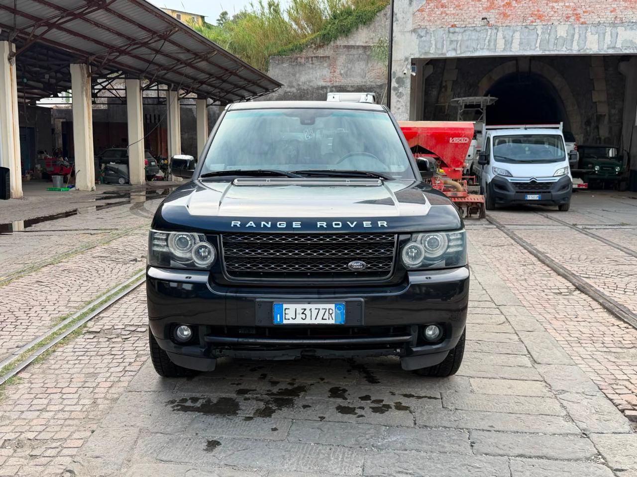 LAND ROVER Range Rover 4.4 TDV8 Autobiography - 8