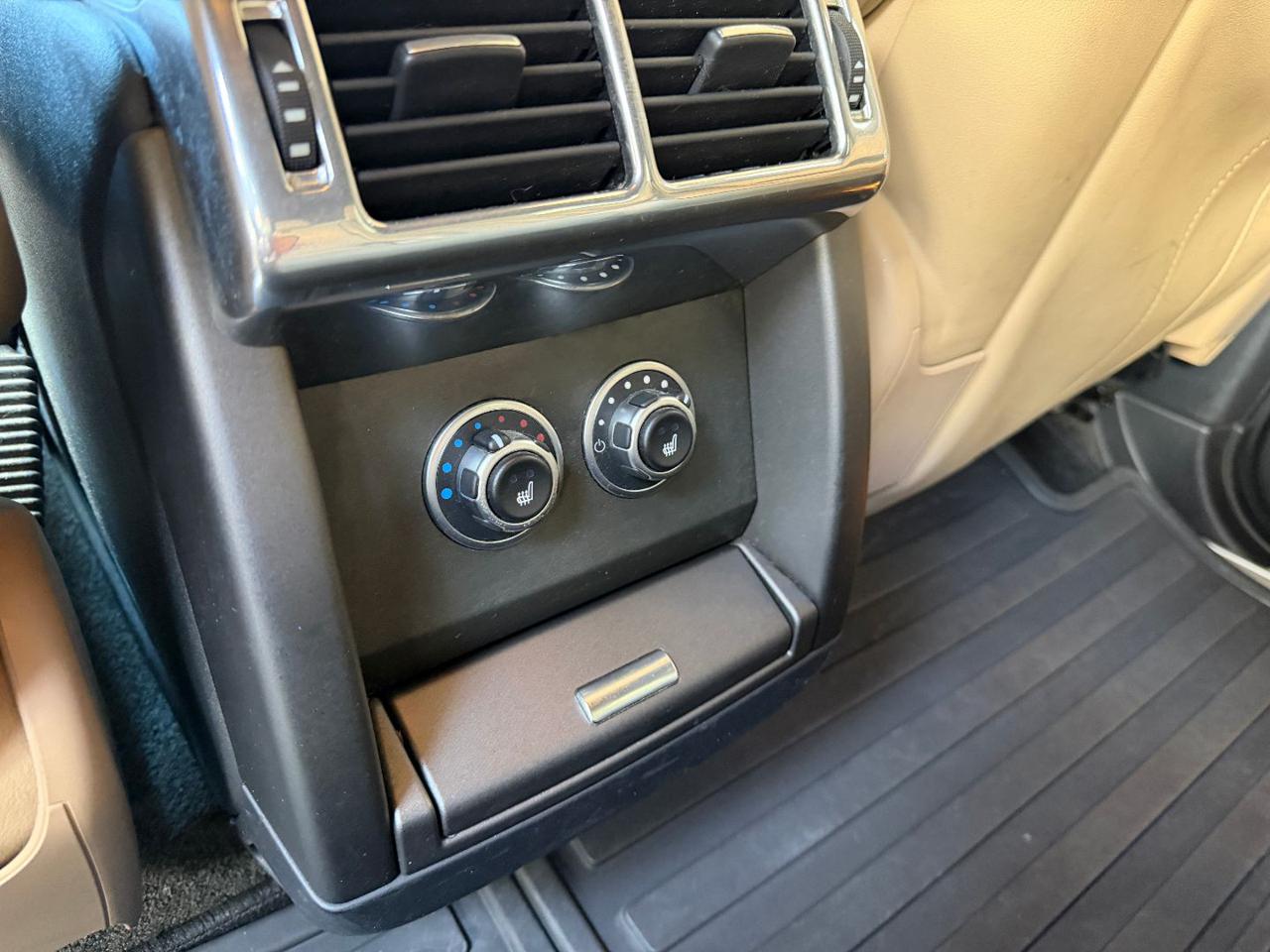 LAND ROVER Range Rover 4.4 TDV8 Autobiography - 14