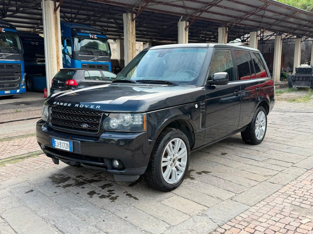 LAND ROVER Range Rover 4.4 TDV8 Autobiography - 2