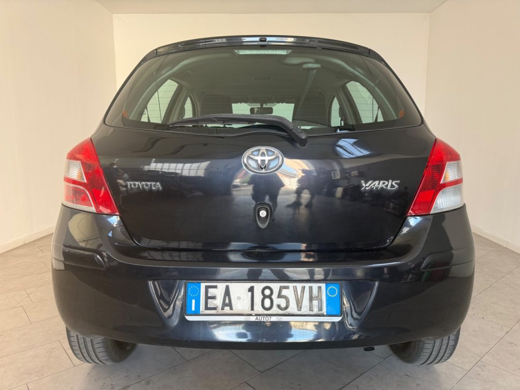 TOYOTA Yaris 1.0 5PORTE Sol - 6