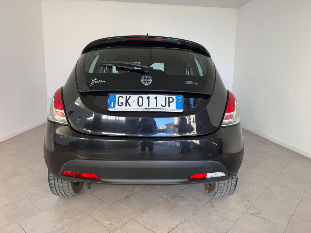 LANCIA Ypsilon 1.0 FireFly 5 porte S&S Hybrid Ecochic A. Ferretti - 4