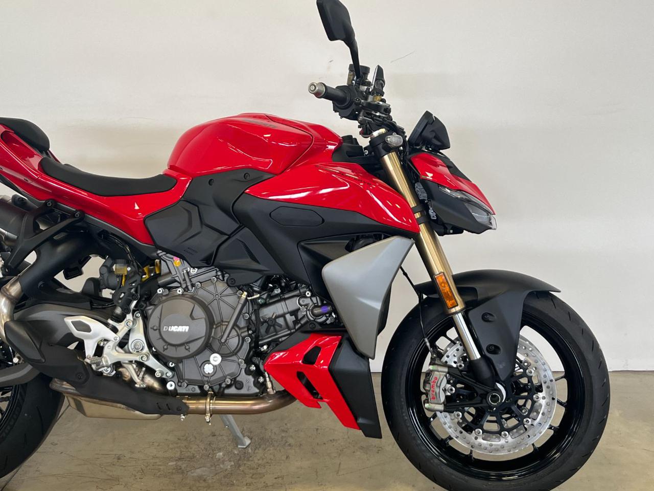 DUCATI Streetfighter V2 V2 2027 - 5
